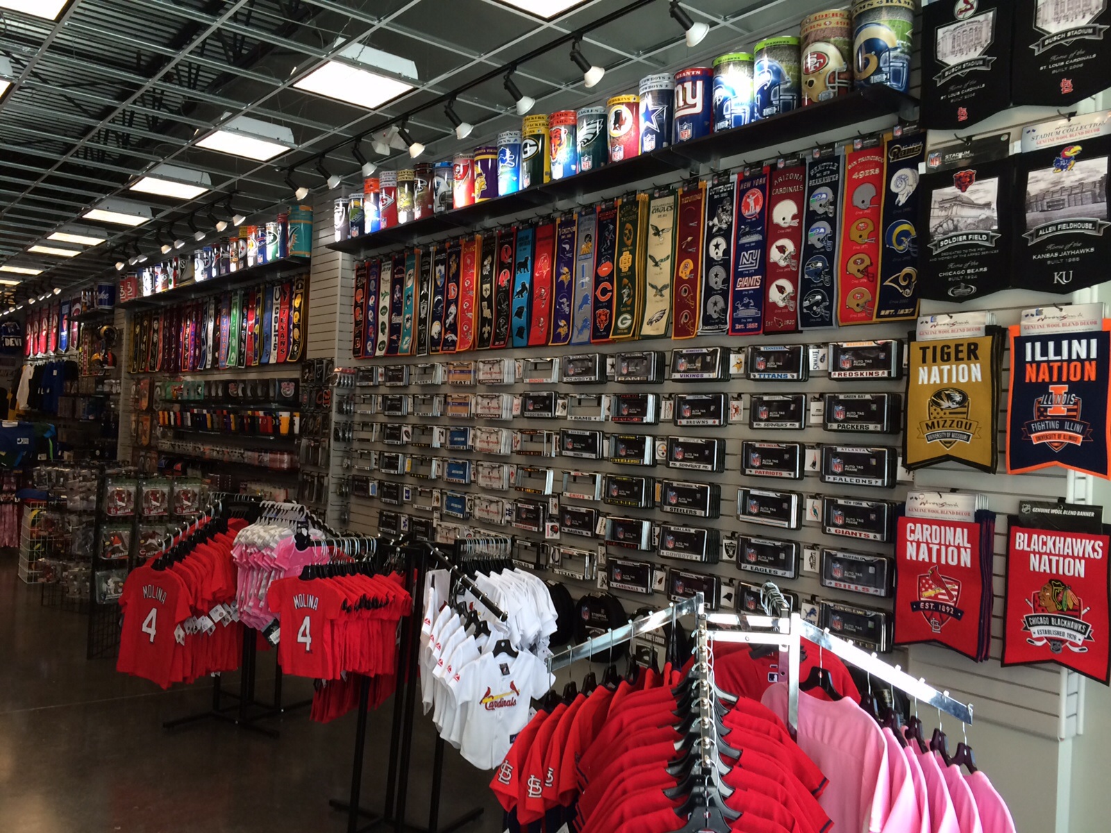 Russo & Nichols Add A New Store in St. Louis Area - Pro Image Sports
