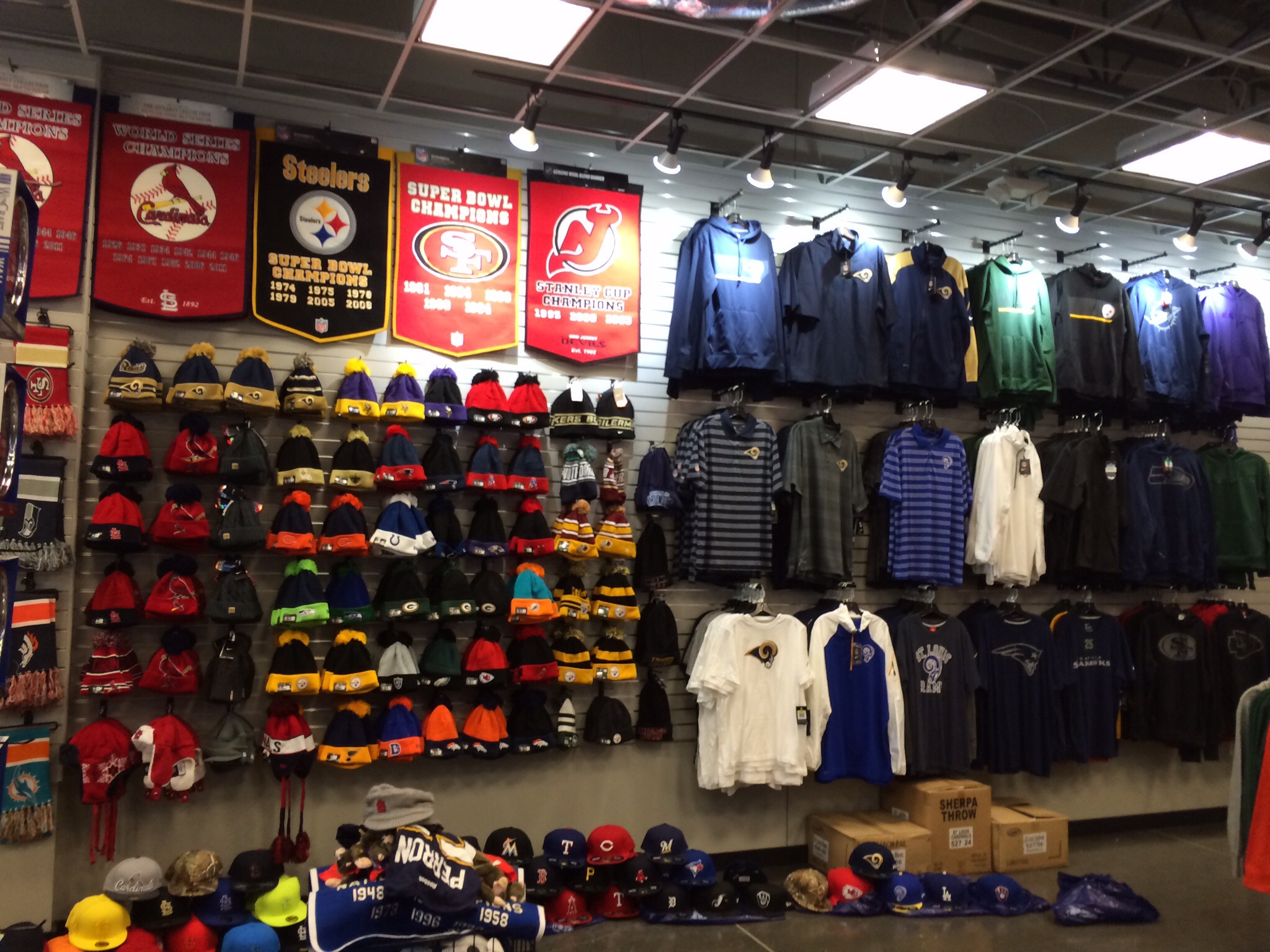 Russo & Nichols Add A New Store in St. Louis Area | Pro Image Sports