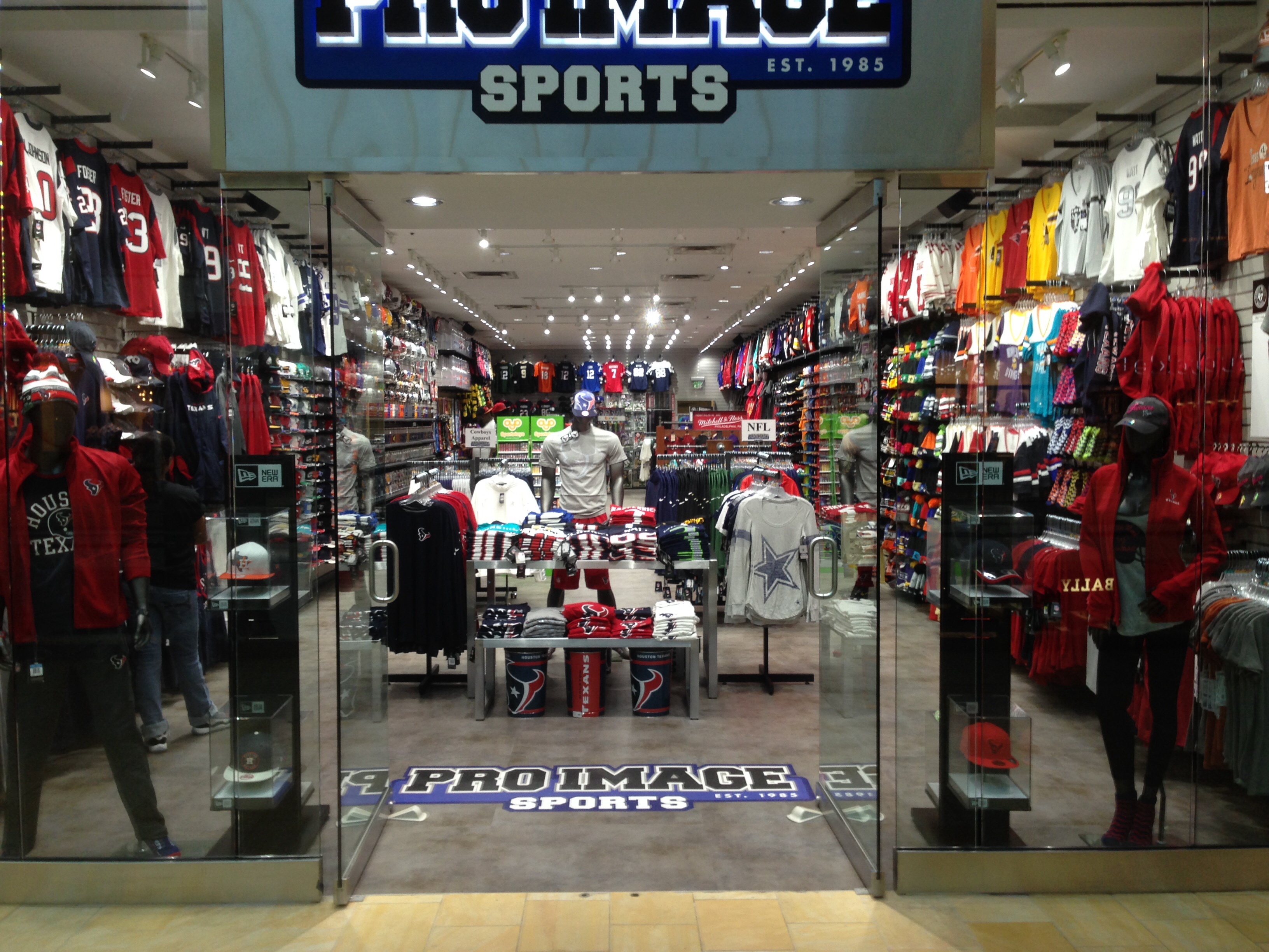 Pro Image Sports Lands In Houston Galleria