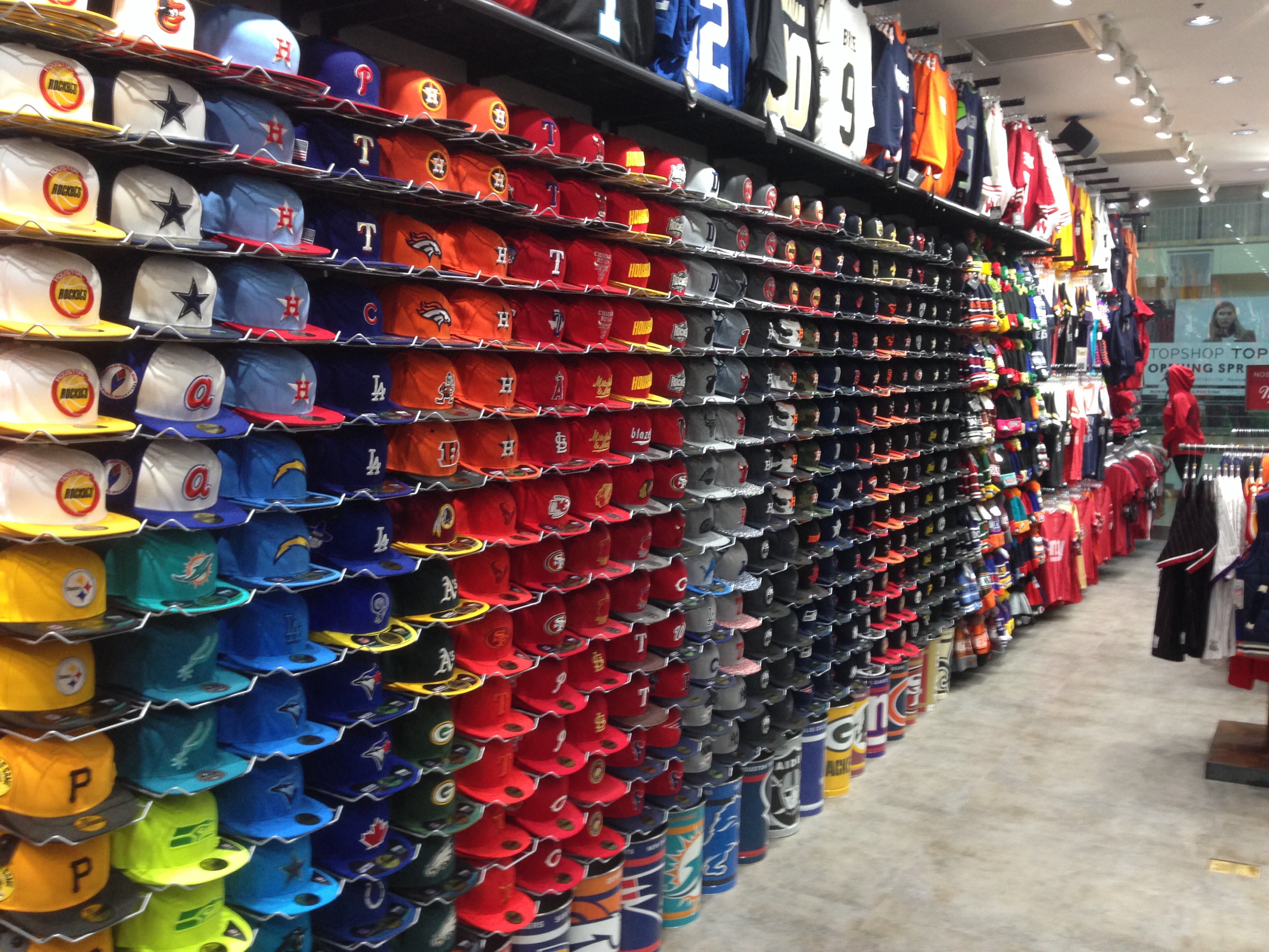 Pro Image Sports Lands In Houston Galleria