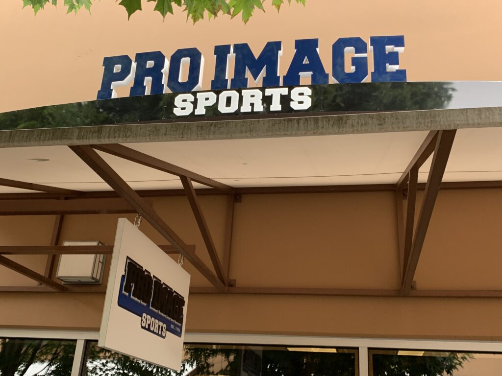 Pro Image Sports Opens at Seattle Premium Outlets